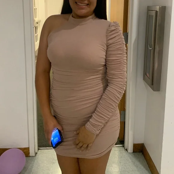 Dollhouse One Shoulder Ruched Dress - Picture 4 of 4